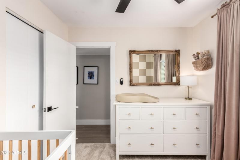33 guest room 2