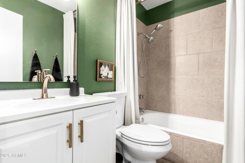 33 guest bath