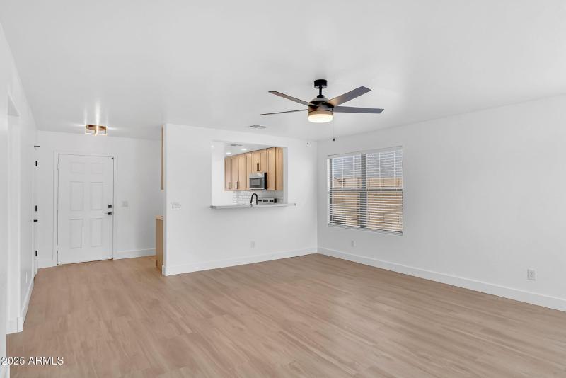 7-web-or-mls-Agrarian Hills-7