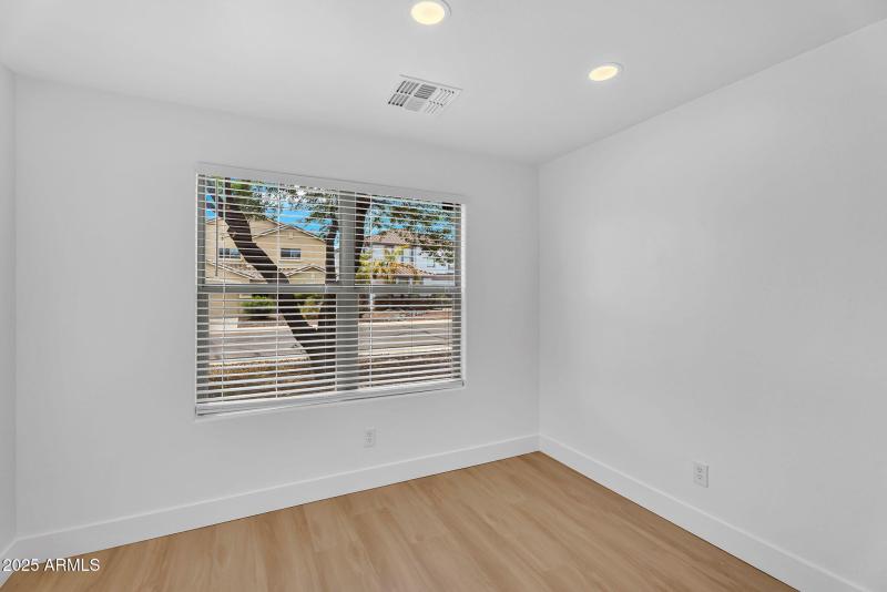 13-web-or-mls-Agrarian Hills-13