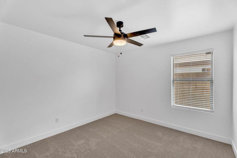 25-web-or-mls-Agrarian Hills-23