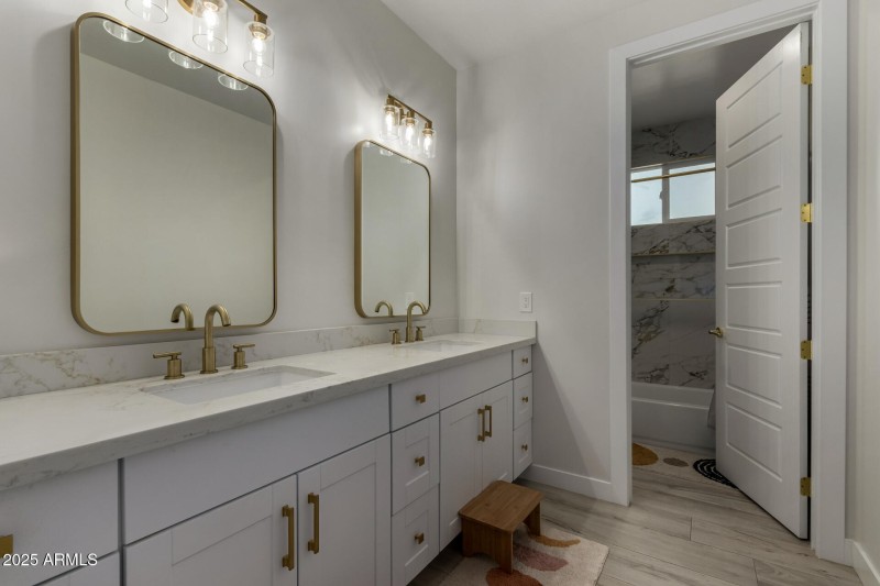 Main Bath- Moon Dust