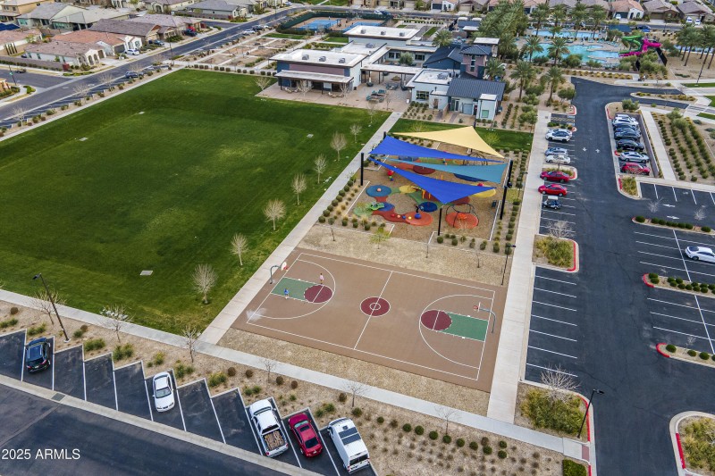 Cadence Community Amenities