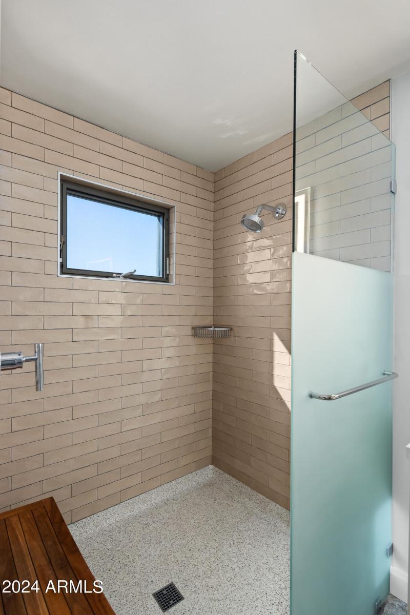 ageCo_15310NSandyBluffRd_WEB-8