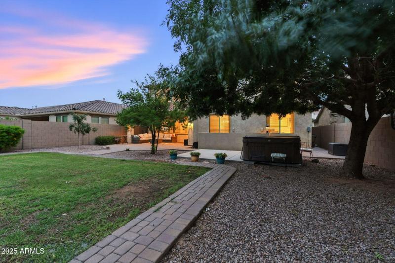 8-web-or-mls-Kinetic-8