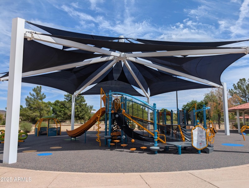 PXL_20250901_203325204