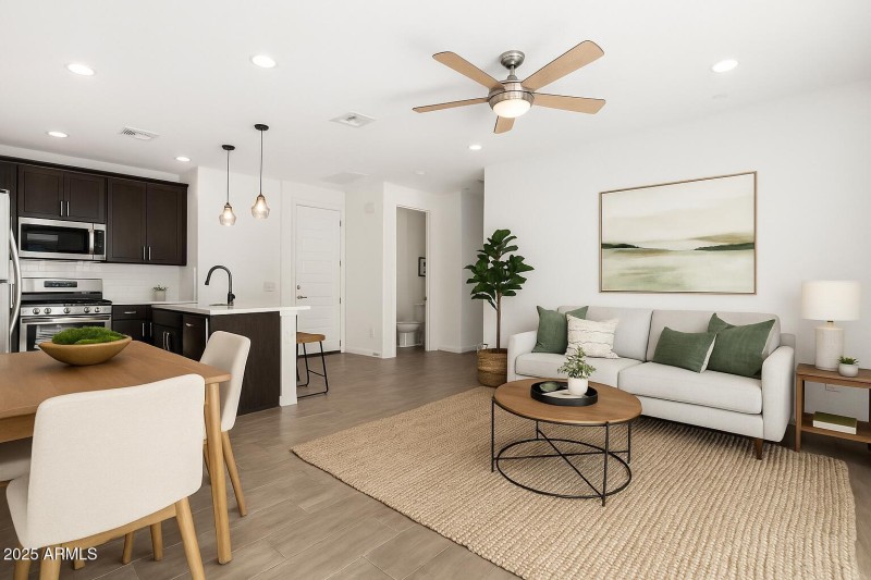 BE94B7D6-F85B-4B2A-8F67-70397DF731DA 2