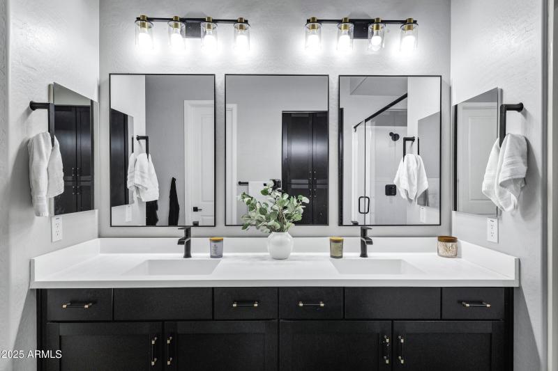 23146 E Mayberry Rd-28