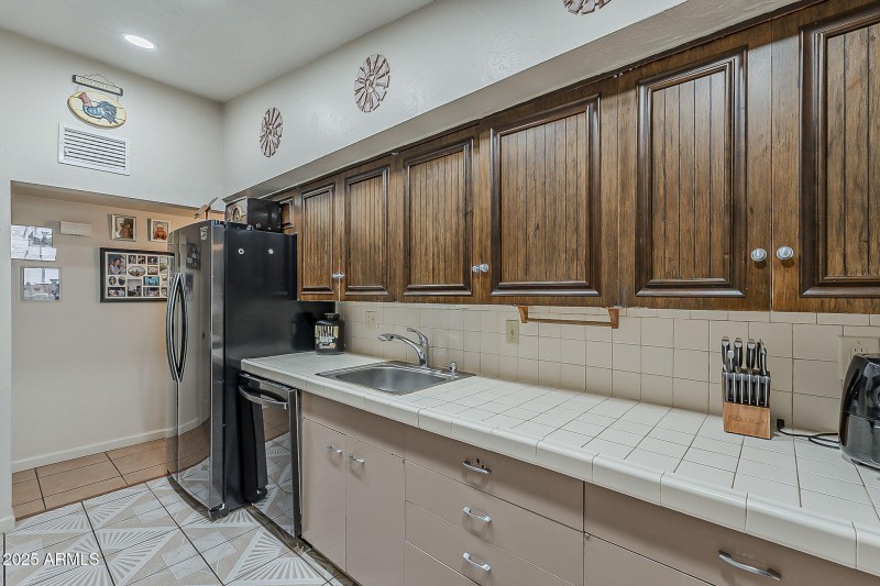 11-web-or-mls-Sherbundy-11