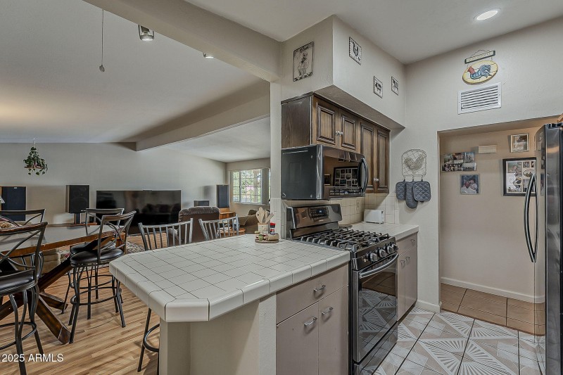 12-web-or-mls-Sherbundy-12