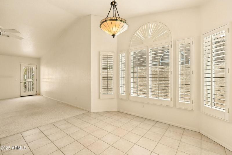 24-web-or-mls-Piccadilly-24