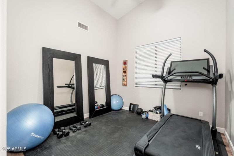 10035 E Janice Way - 19