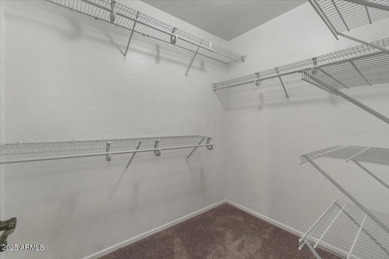 21-Primary closet