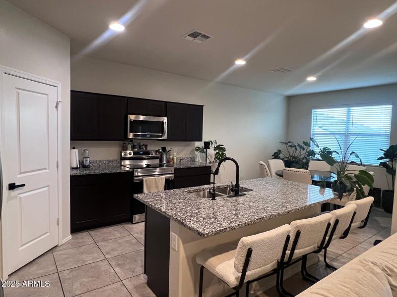 cca42042-cff5-490f-9097-821d81318e58