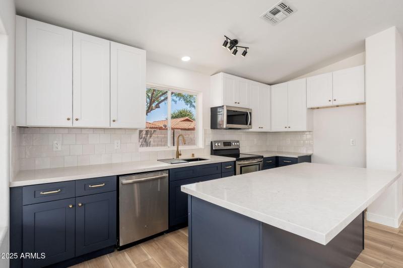 4545 N 67th Ave UNIT 1165 - 14