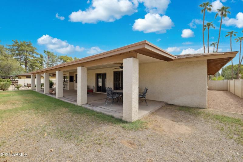 Full length Cov Patio