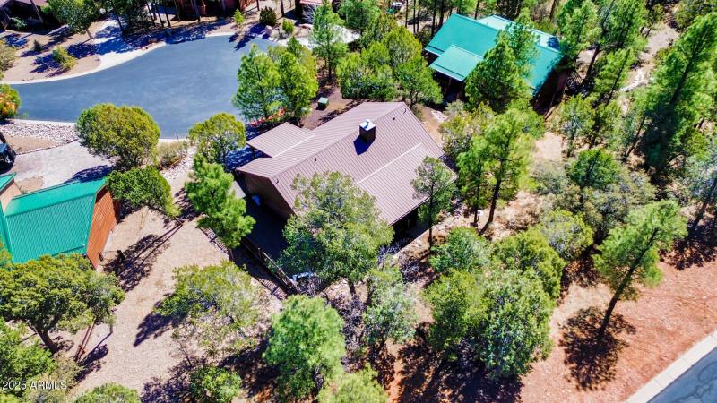 4760-W-Bison-Ln-air-6