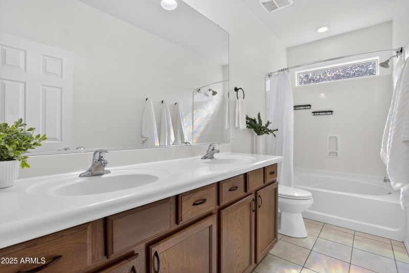 35_041_074_a4m_opnshw