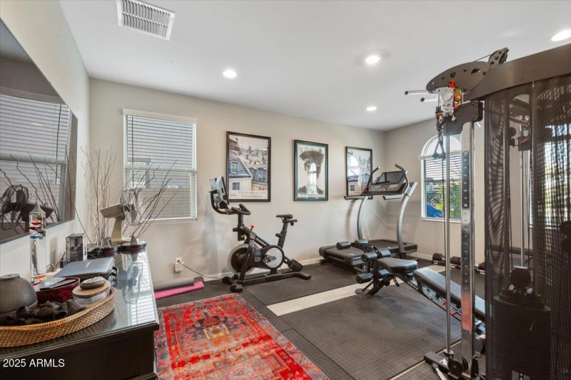 11-18879 W Cholla St