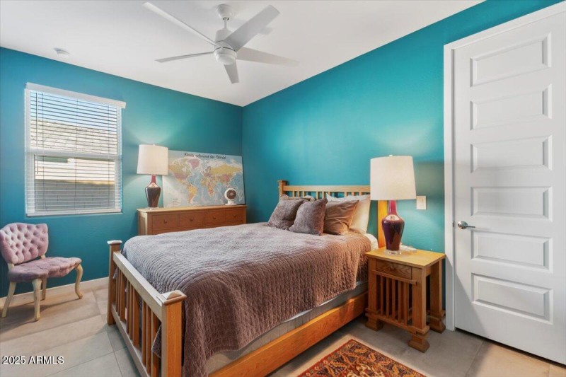 13-18879 W Cholla St