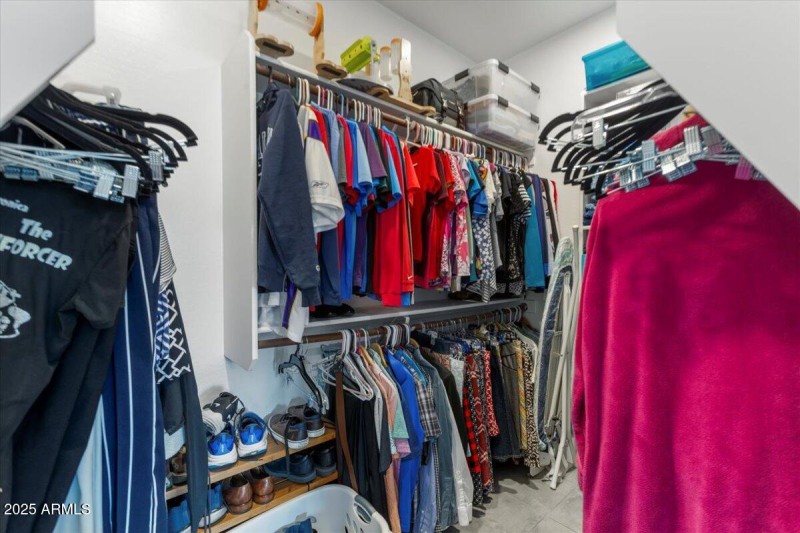 26-18879 W Cholla St