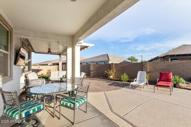 37-18879 W Cholla St