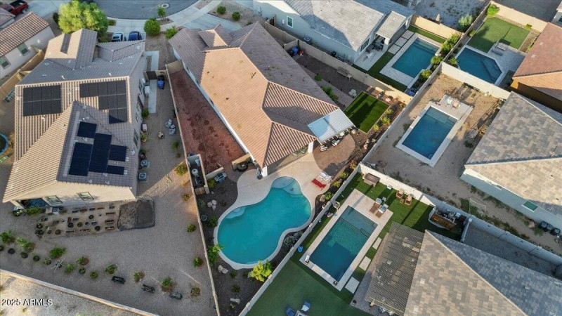 47-18879 W Cholla St