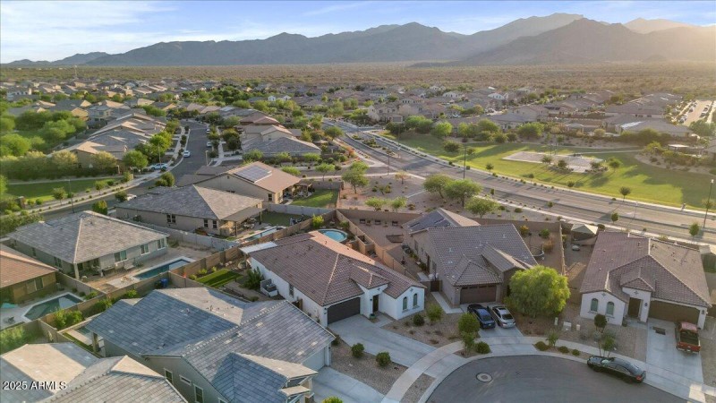 50-18879 W Cholla St