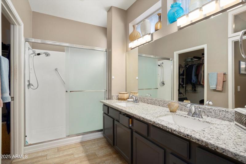 18-15252 W Via Montoya