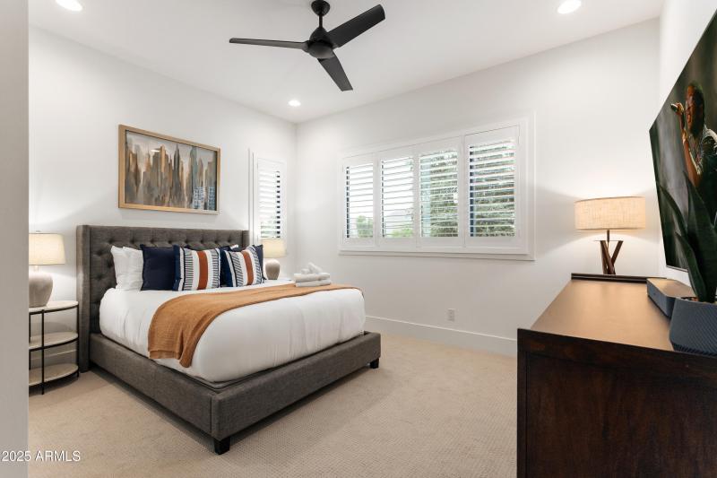 PropertyImageCo_4007N34thSt_WEB-42