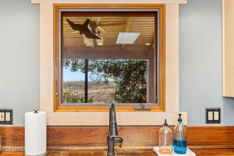 22-web-or-mls-1 Pinto Trail - MLS Images