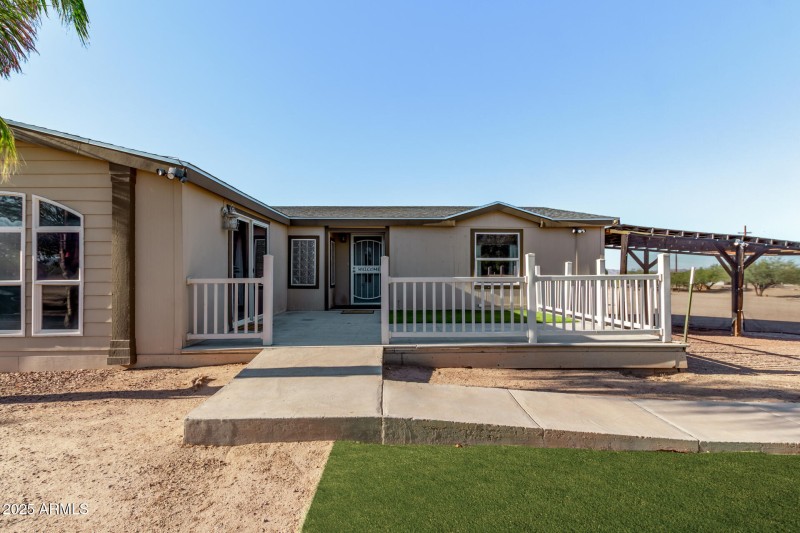 19012 W. Camino Real