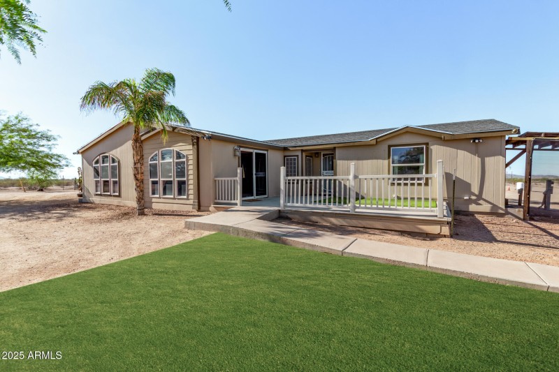 19012 W. Camino Real