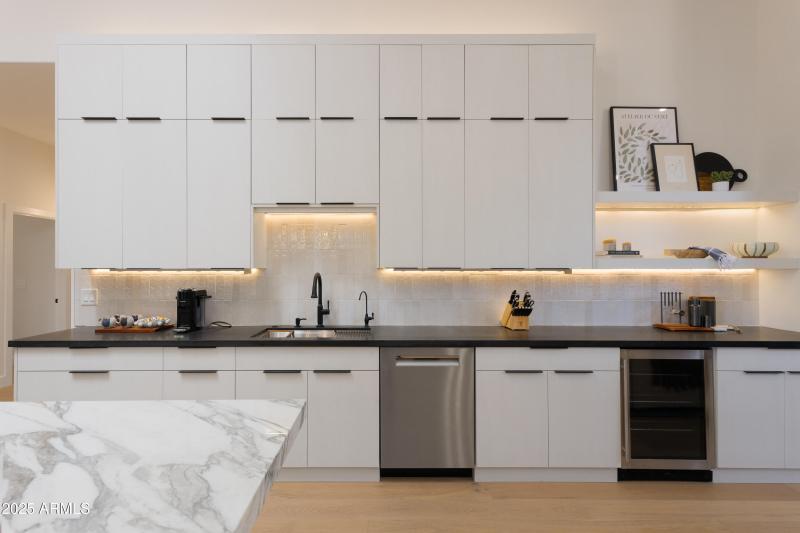 PropertyImageCo_12225ECortezDr_WEB-10