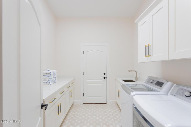 PropertyImageCo_12225ECortezDr_WEB-20