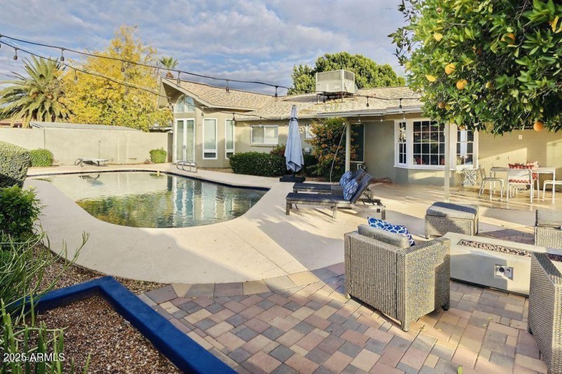 20200814030942251568000000-o