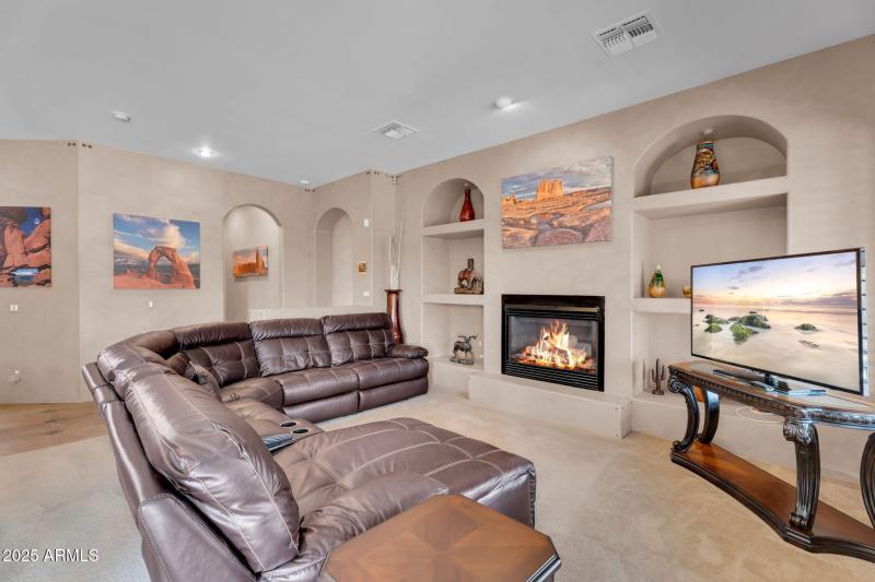 Formal LIving/Dining