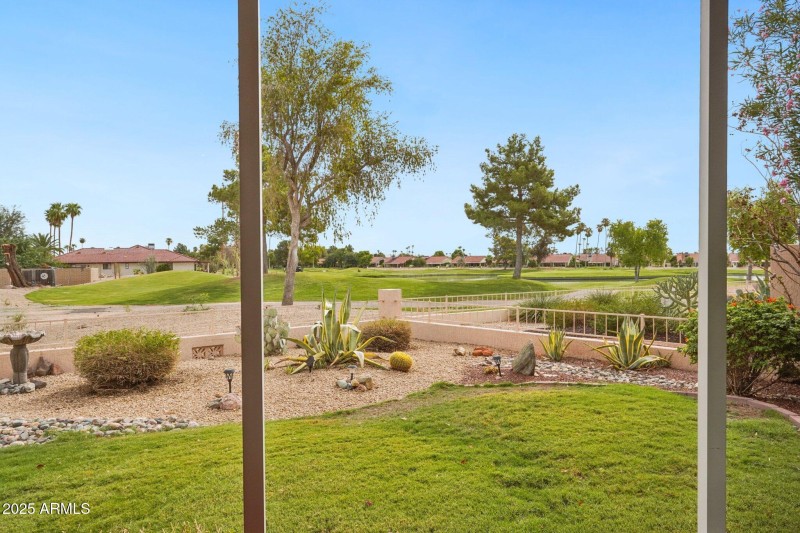34-web-or-mls-W Desert Glen Dr-S0409-034