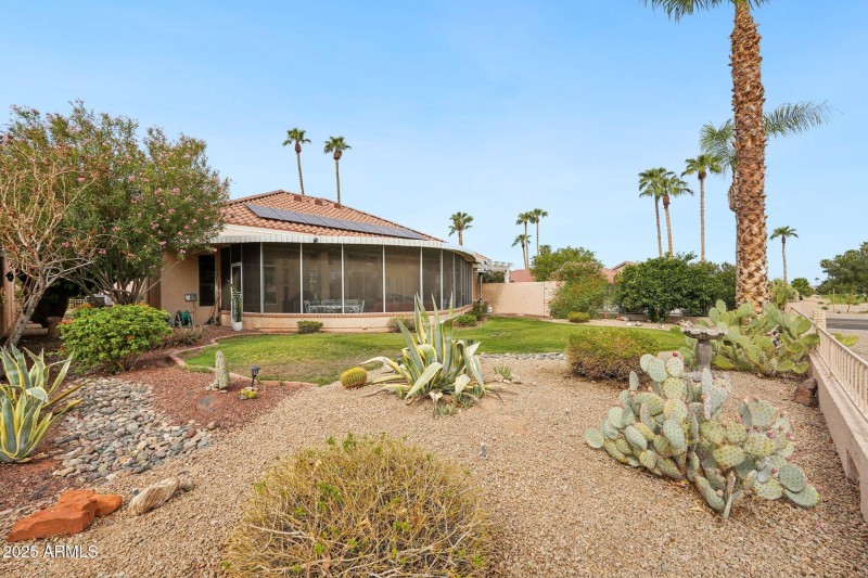 36-web-or-mls-W Desert Glen Dr-S0409-036