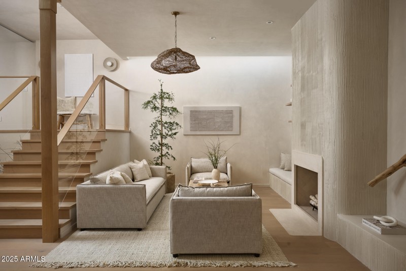 Wall Wash of Natural Light