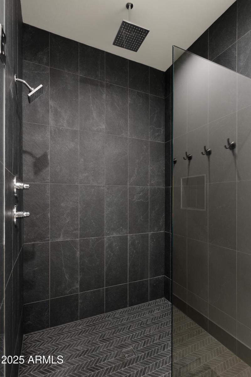 PropertyImageCo_4707N73rdSt_WEB-24