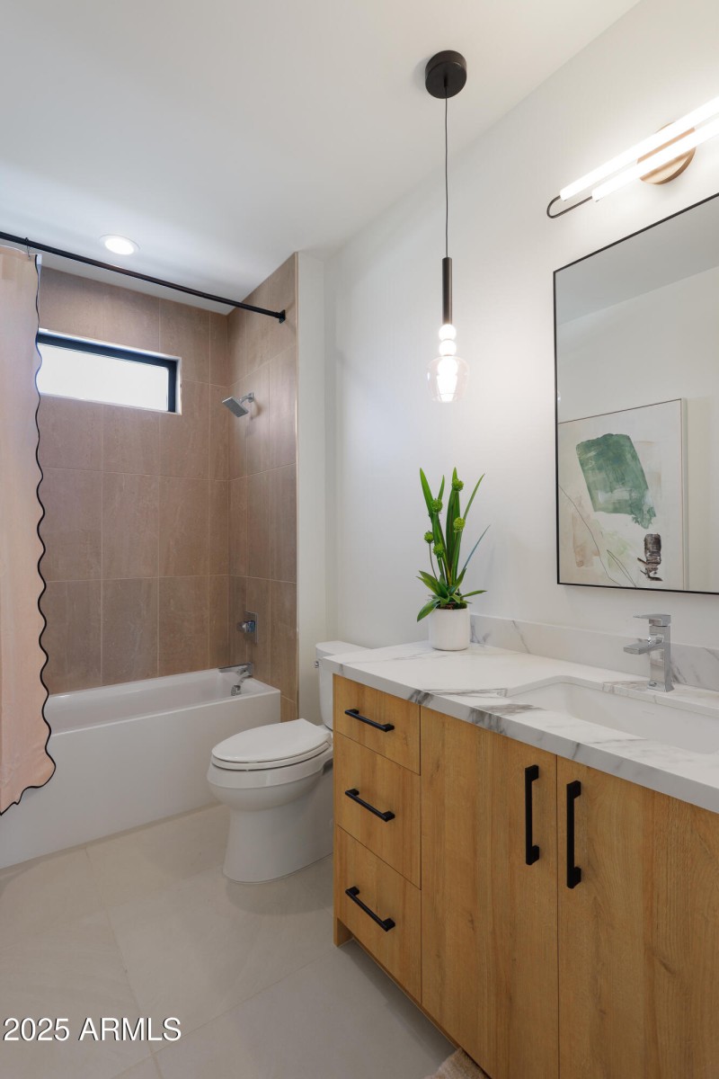 PropertyImageCo_4707N73rdSt_WEB-40