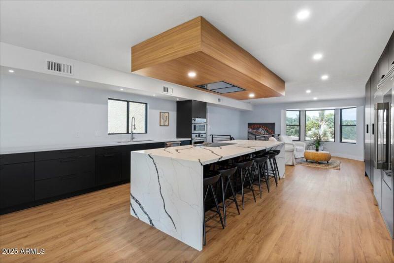 19-Kitchen