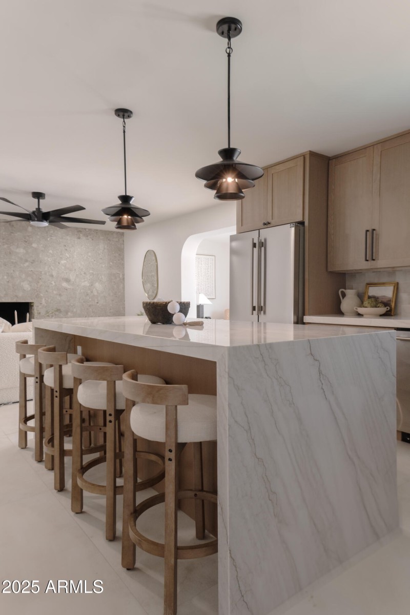 Long Island w/ quartz countertops