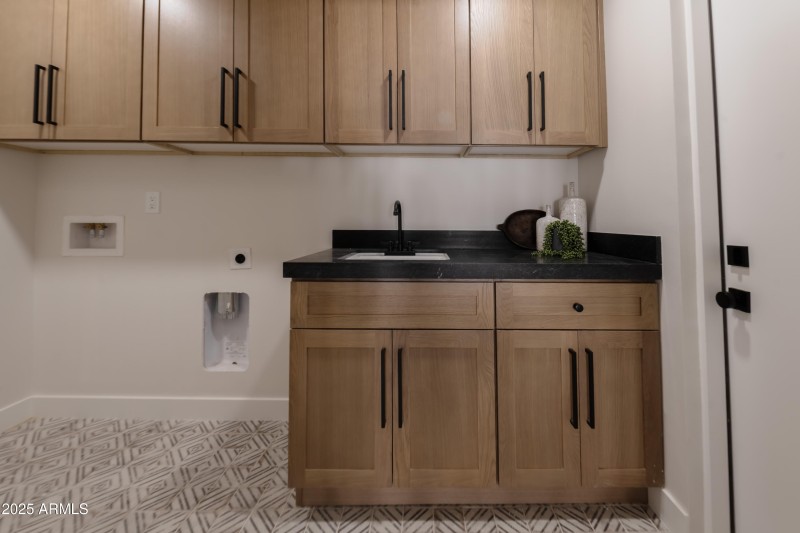 Laundry Room w/ sink