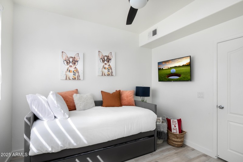 sonoran-condo-phoenix-vacation-rentals-0