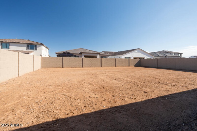 Tri Pointe Waterston Central 467 - Backy