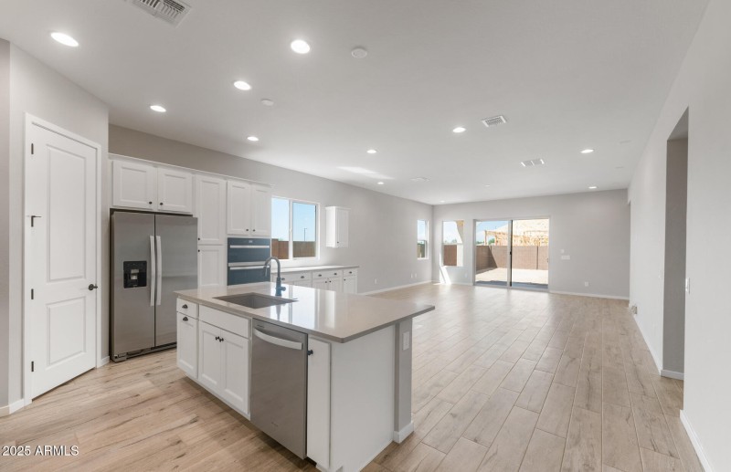 Kitchen/Cafe/Gathering Room