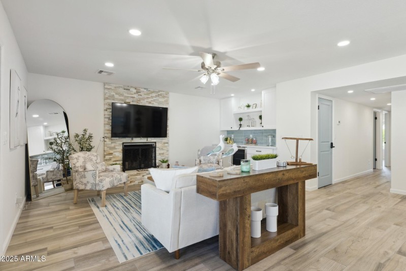 Main Living Room + Hallway to 3 bedrooms