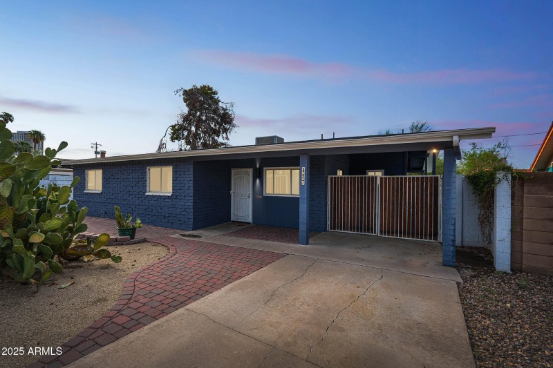 09_457_W_Mulberry_Dr_Phoenix_AZ_85013_US